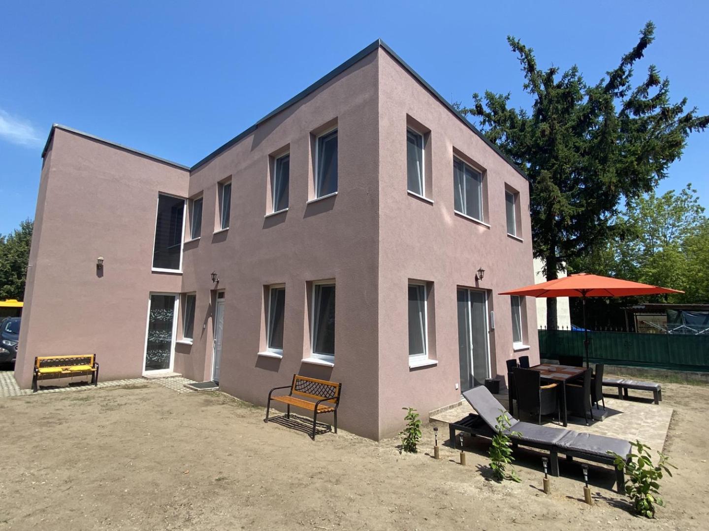 Four Flowers Apartman Siofok Exterior photo